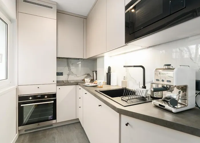 Grunwald Jesienna Comfort By Renters Apartment Posen