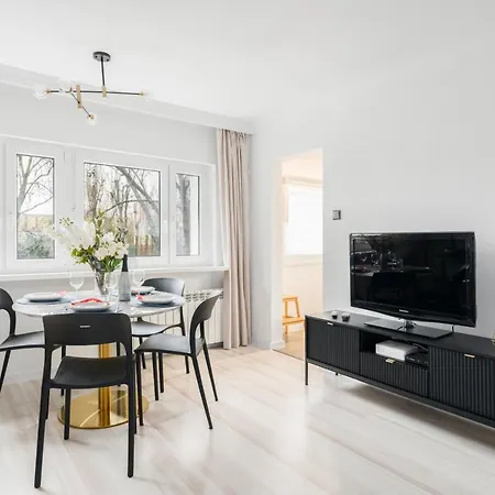 Grunwald Jesienna Comfort By Renters Apartamento *