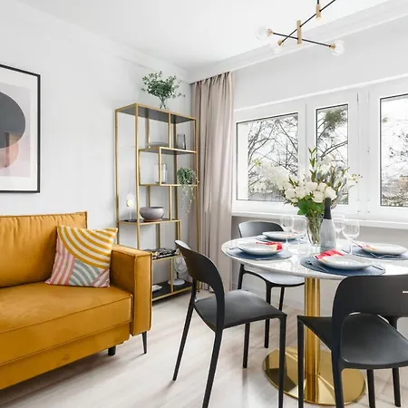 Apartment Grunwald Jesienna Comfort By Renters Poznan
