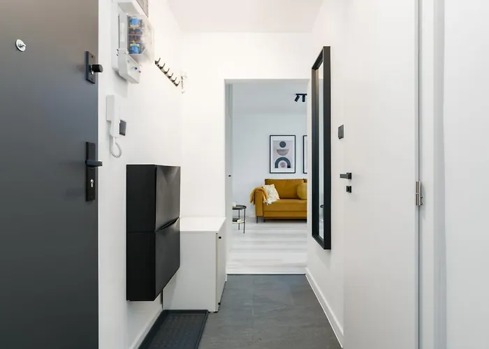 Grunwald Jesienna Comfort By Renters Apartment *